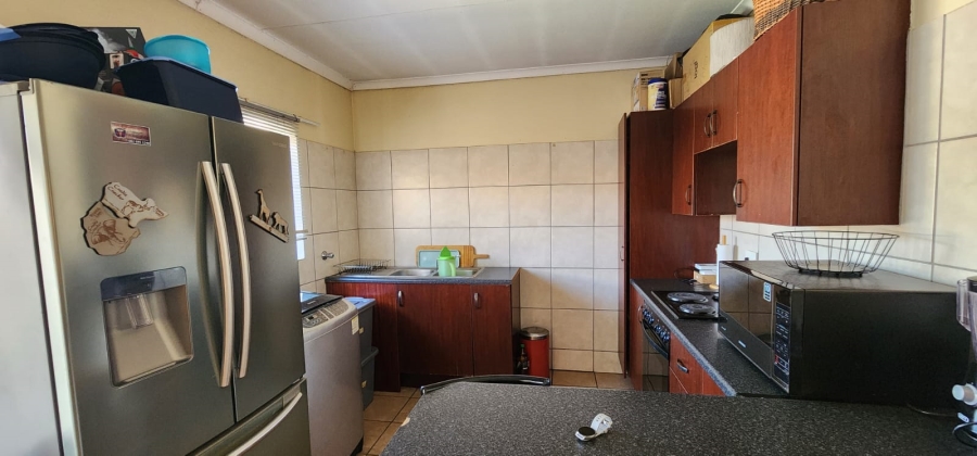 To Let 2 Bedroom Property for Rent in Brits North West